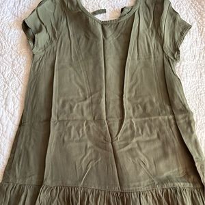 Super cute dress / tunic.